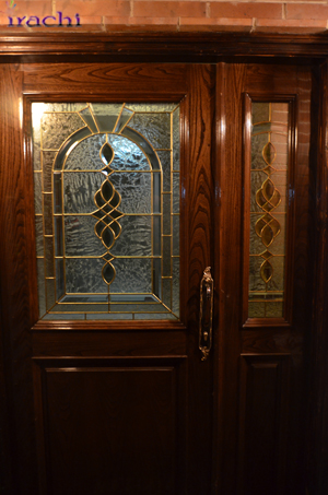 شیشه تزیینی درب