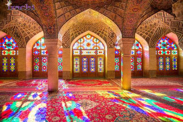 پنجره های استیند گلس