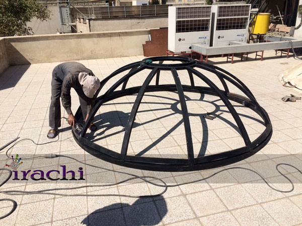 گنبد شیشه ای