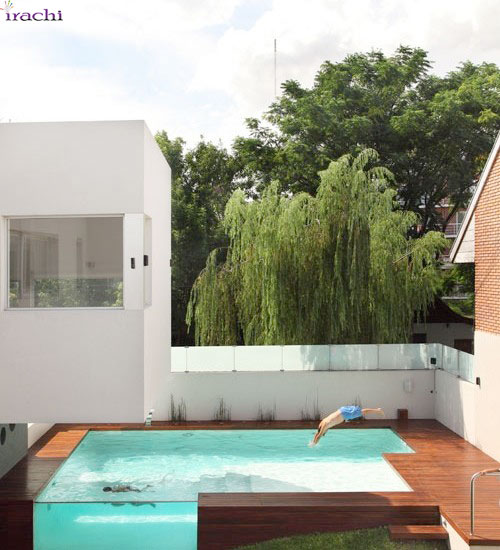 استخرهای شیشه ای