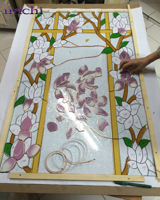 شیشه تیفانی