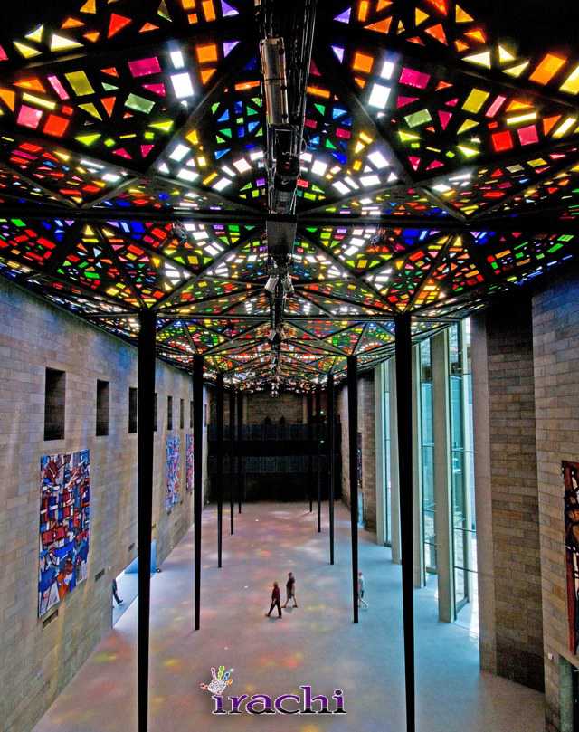 گنبد های شیشه ای خیره کننده