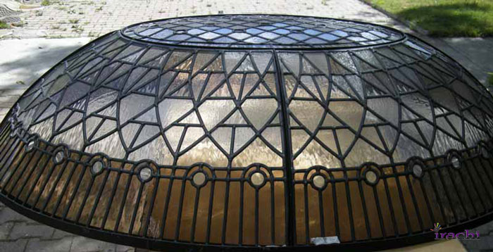 گنبد شیشه ای