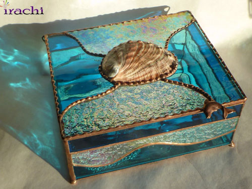 جعبه شیشه ای تیفانی