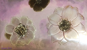 کاشی شیشه ای طرحدار