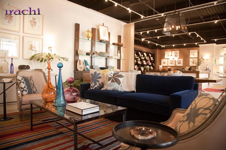 استفاده از بلور و گلدان های شیشه ای